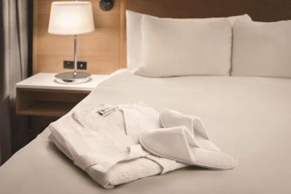 Radisson Hotel Providence Airport - image 13