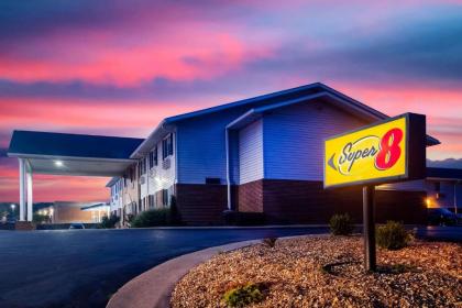Super 8 by Wyndham Washington - image 13