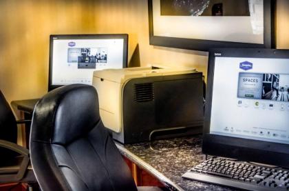 Hampton Inn Washington - image 15