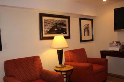 COMFY Lower Level 2 Bdrm Home