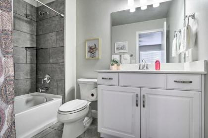 Washington Townhome with Patio and Resort Perks! - image 17