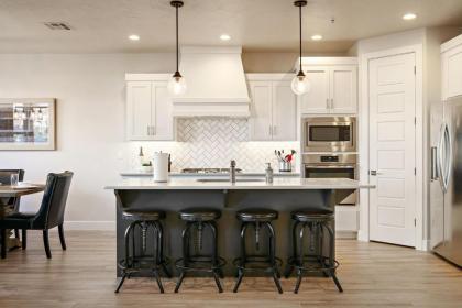 5 Star Zions St George Retreat - image 10