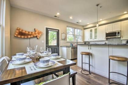 Modern D C Retreat with Private Outdoor Space! - image 6
