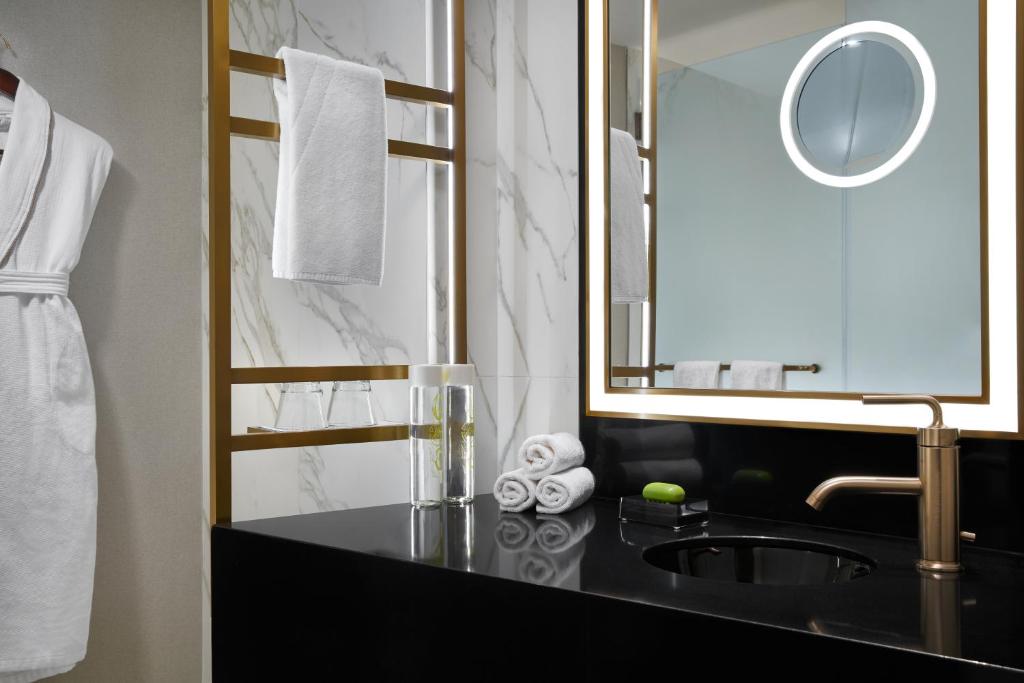 Hotel Washington - image 3