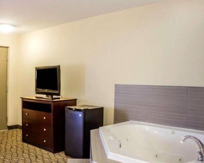 Quality Inn Waterbury - image 10