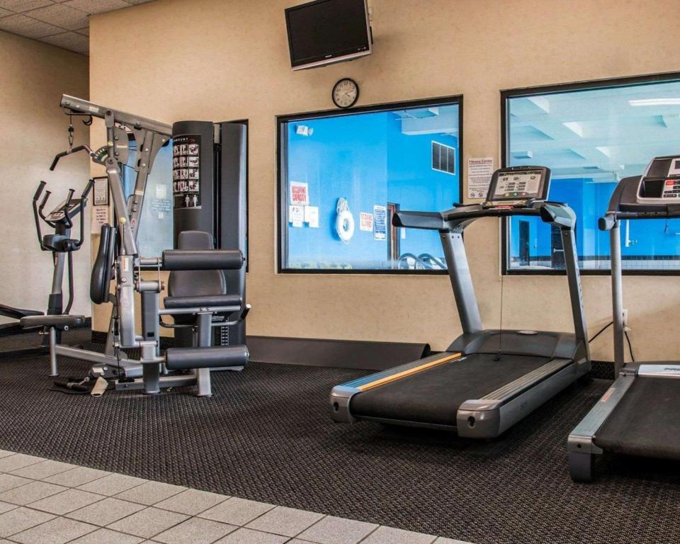 Quality Inn & Suites - image 2