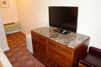 Waterford Inn - image 2