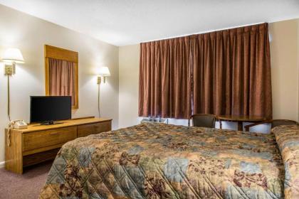 Rodeway Inn Waterford - New London - image 3