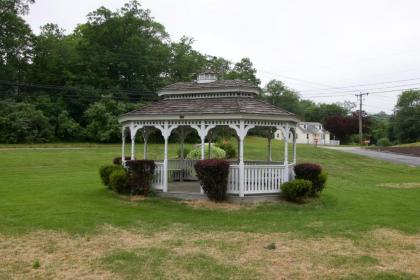 Oakdell Motel WATERFORD CT - image 12