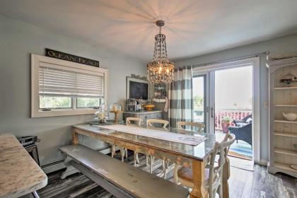 Deluxe Waterford Home with Outdoor Bar--Steps to Cove - image 15