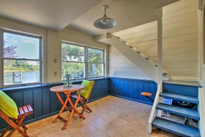 Deluxe Waterford Home with Outdoor Bar--Steps to Cove - image 2