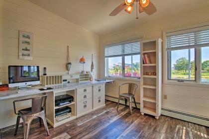 Deluxe Waterford Home with Outdoor Bar--Steps to Cove - image 3