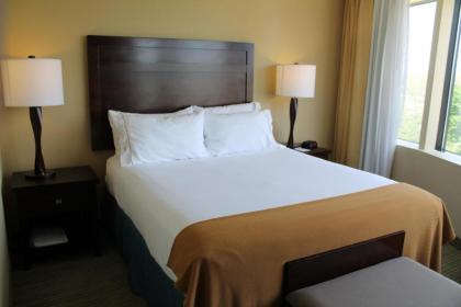 Holiday Inn Express- Waterloo/Cedar Falls an IHG Hotel - image 12