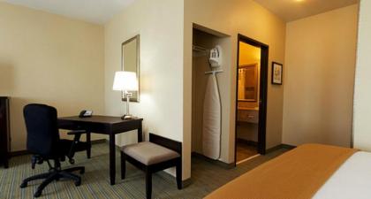 Holiday Inn Express- Waterloo/Cedar Falls an IHG Hotel - image 7