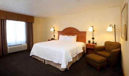 Hampton Inn Waterloo - image 12
