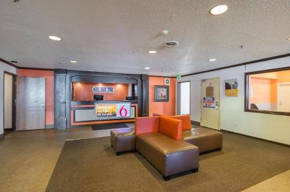 Motel 6-Waterloo IA - Crossroads Mall - Cedar Falls - image 7