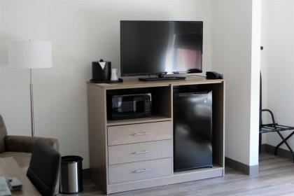 Best Western Plus Executive Residency Waterloo & Cedar Falls - image 11