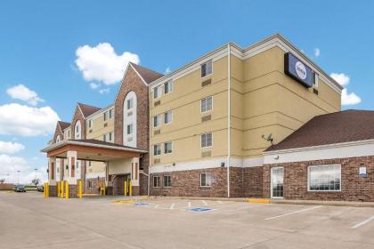 Suburban Extended Stay Waterloo - Cedar Valley Waterloo