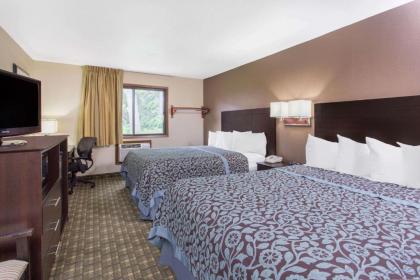 Days Inn & Suites by Wyndham Waterloo - image 5