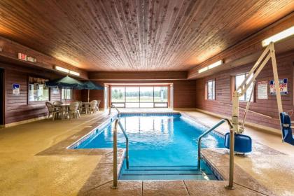 Motel 6-Waterloo IA - image 12