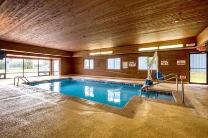 Motel 6-Waterloo IA - image 14