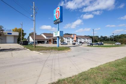 Motel 6-Waterloo IA - image 4