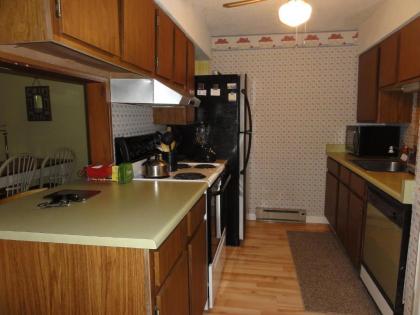 Waterville Valley Pet Friendly Vacation Condo close to Community Center! - image 12