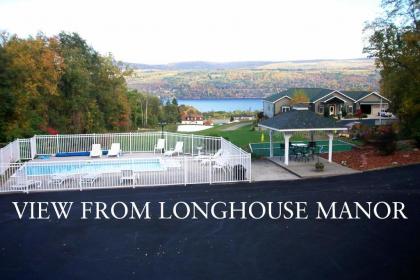 Longhouse Manor B&B - image 15