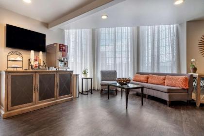 Best Western Rose Garden Inn - image 13