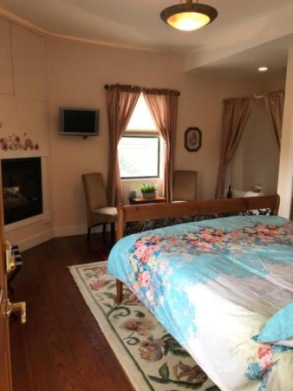 Flora Vista Inn - image 10