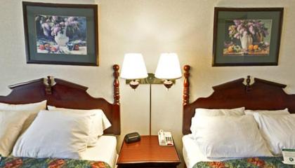 Americas Best Value Inn Waukegan - image 10