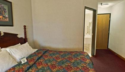 Americas Best Value Inn Waukegan - image 15