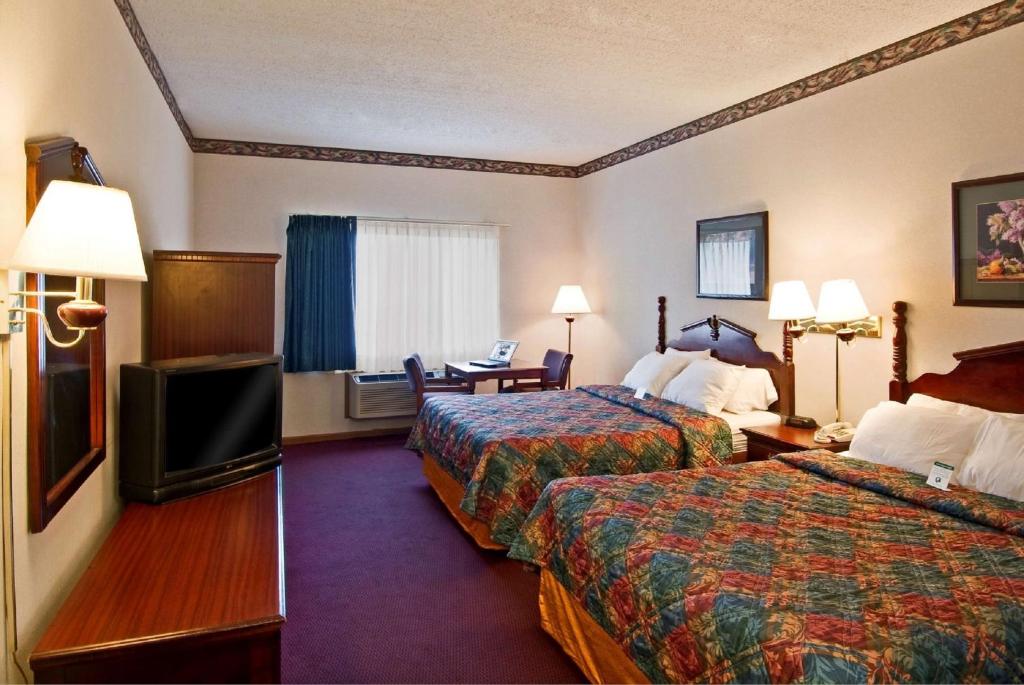 Americas Best Value Inn Waukegan - image 6