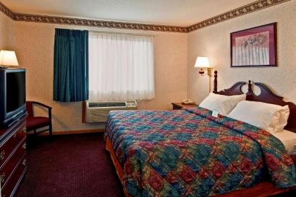 Americas Best Value Inn Waukegan - image 7