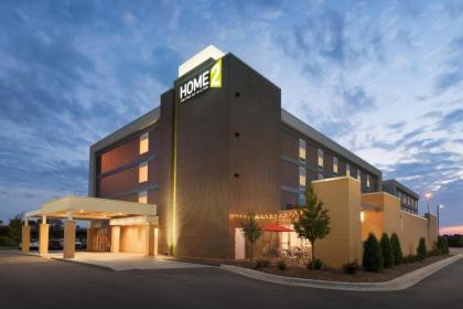 Home2 Suites by Hilton Milwaukee Brookfield