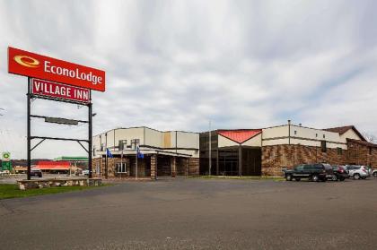 Econo Lodge Waupaca - image 1