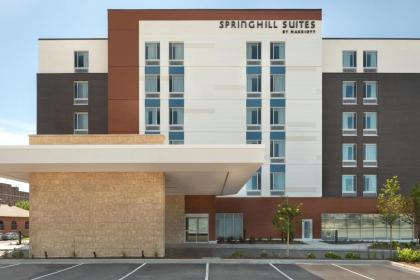 SpringHill Suites by Marriott Milwaukee West/Wauwatosa - image 13