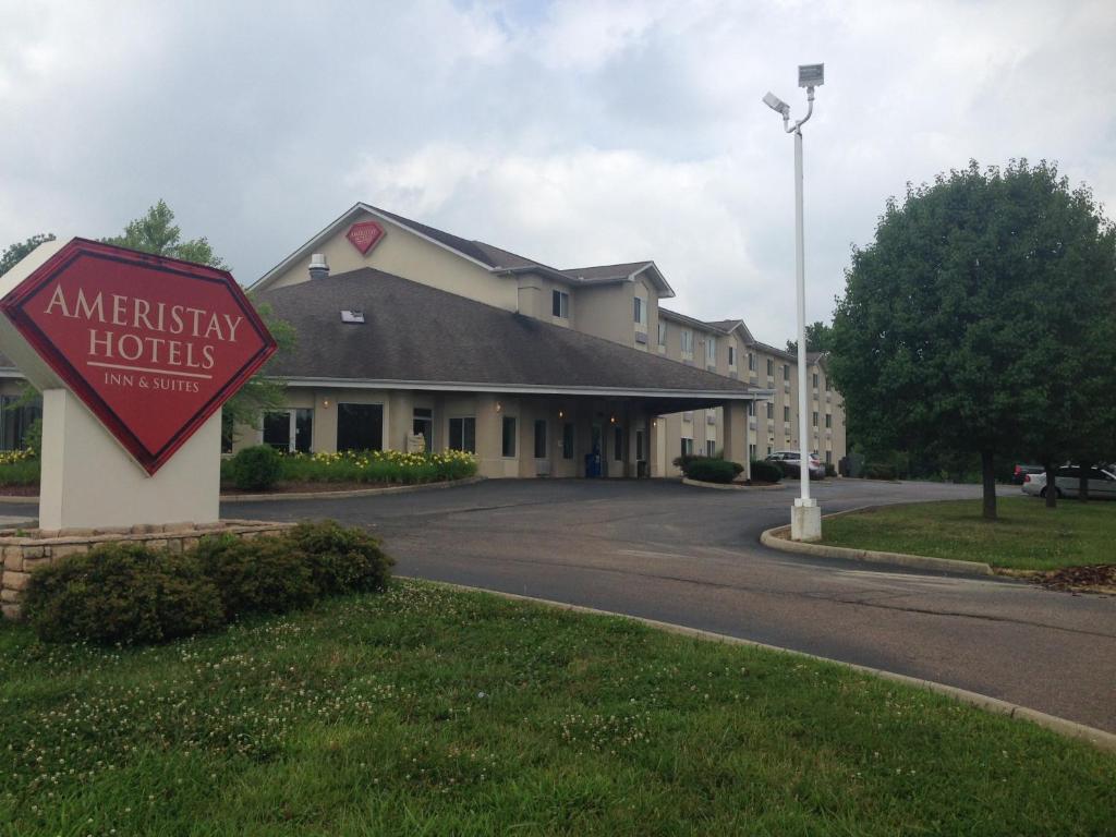 Ameristay Inn & Suites - main image