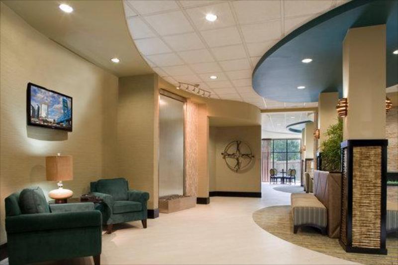 Holiday Inn Express Waycross - image 4