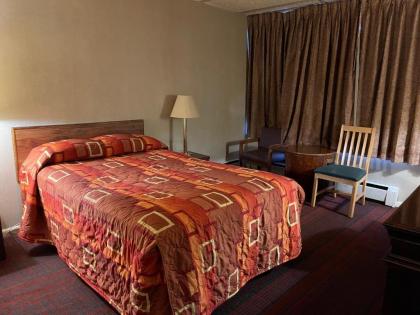 The Wayne Inn - image 11