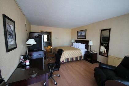 Ramada by Wyndham Wayne Fairfield Area - image 10