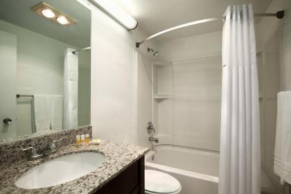 Days Inn by Wyndham Waynesboro - image 13