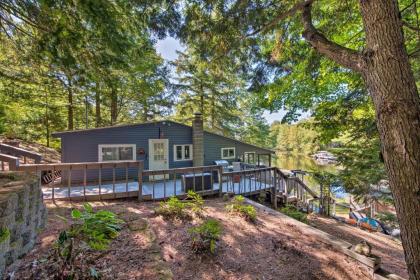 Waterfront Weare Cottage with Fire Pit and Kayaks