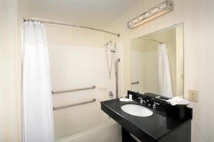 Fairfield Inn & Suites Weatherford - image 9