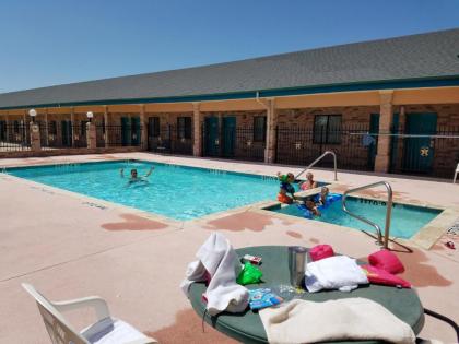 Quality One Motel - image 3