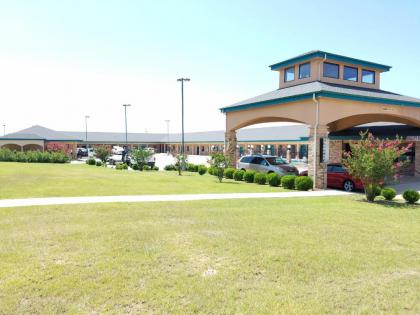 Quality One Motel - image 9
