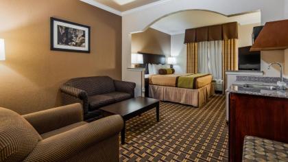 Best Western Plus Cutting Horse Inn & Suites - image 11