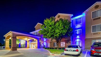 Best Western Plus Cutting Horse Inn & Suites - image 2