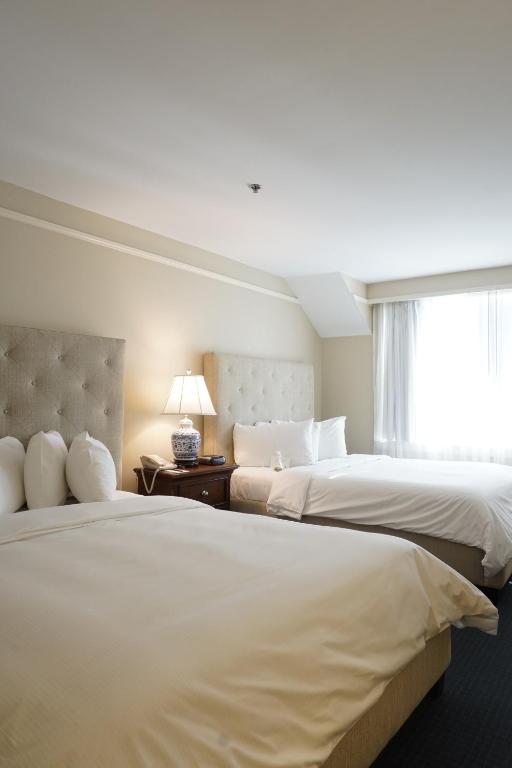 The Simsbury Inn - main image