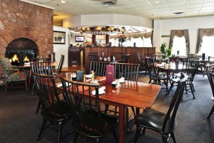 The Simsbury Inn - image 15
